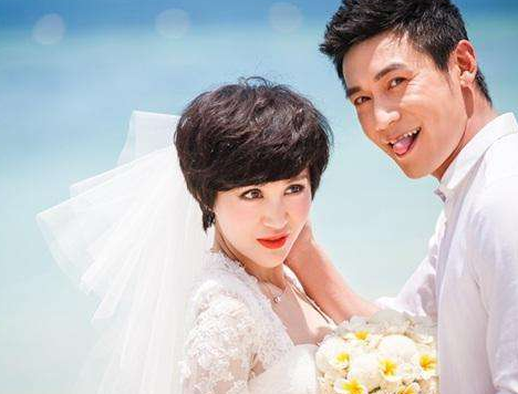 他们结婚多年幸福如初！网友：有种男人既帅又专一他叫陆毅