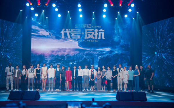 中国首部硬科幻电影《代号·反抗》开机，辰亦儒一身肌肉亮相拯救1000年后的地球和人类